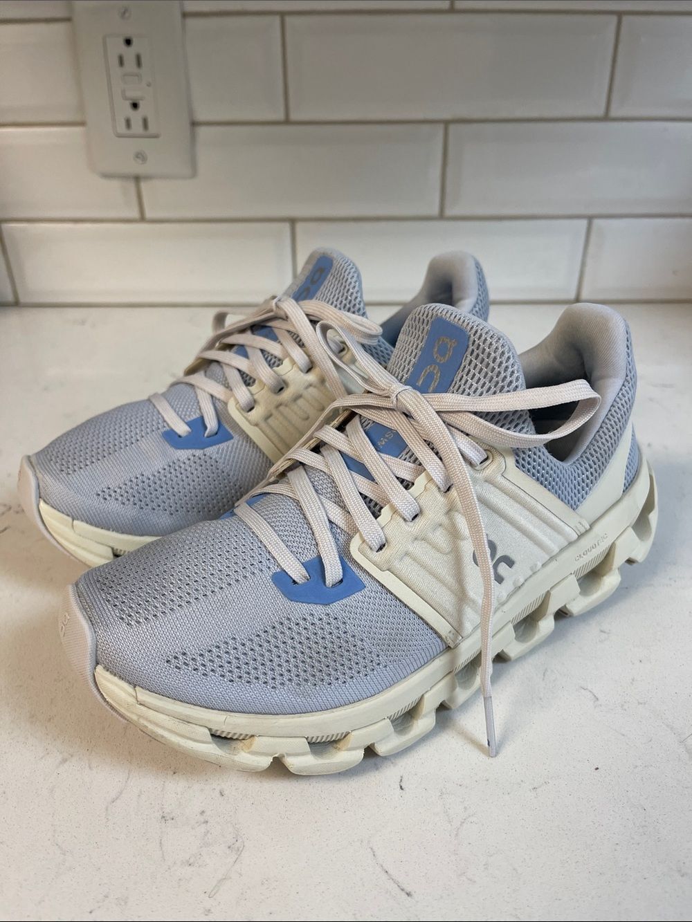 ON Cloudswift 3 AD Sneaker Size 5 Women’s Heather / Cream